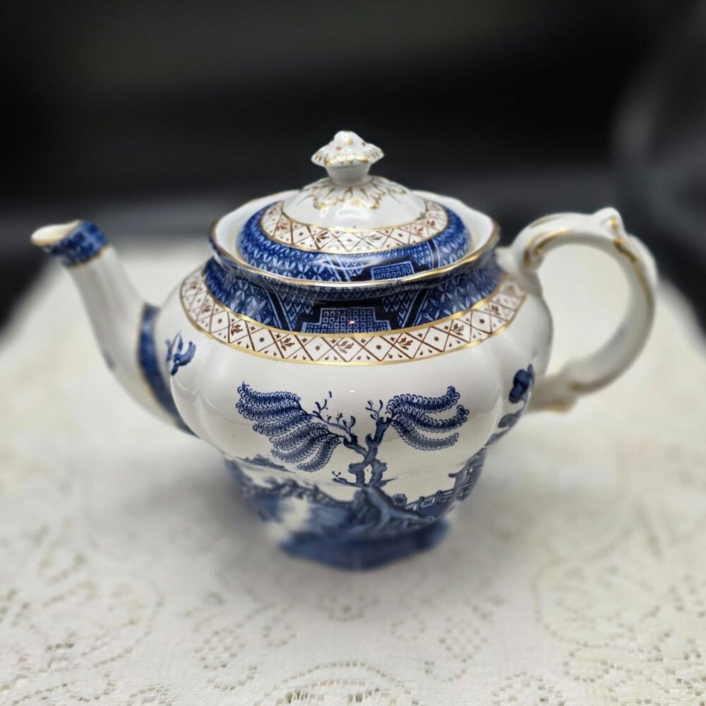 Vintage Booths Real Old Willow Teapot A8025